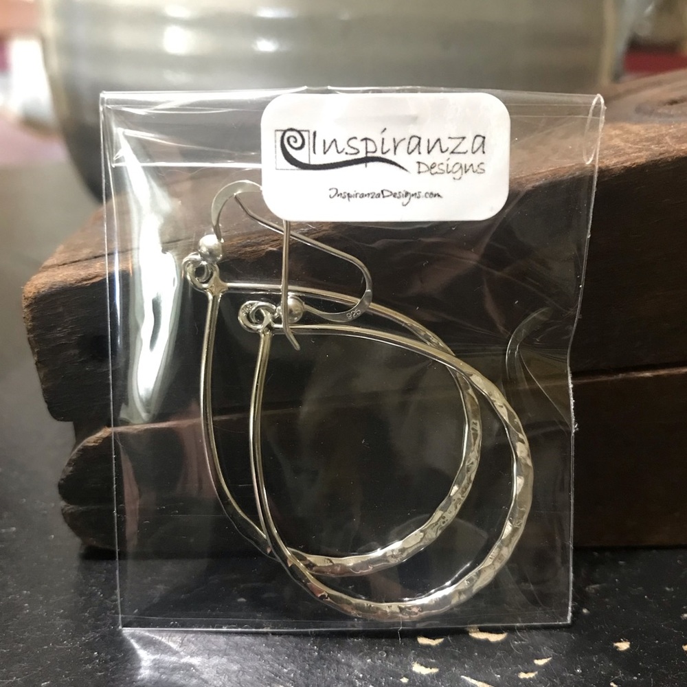 🌷 beautiful drop earrings